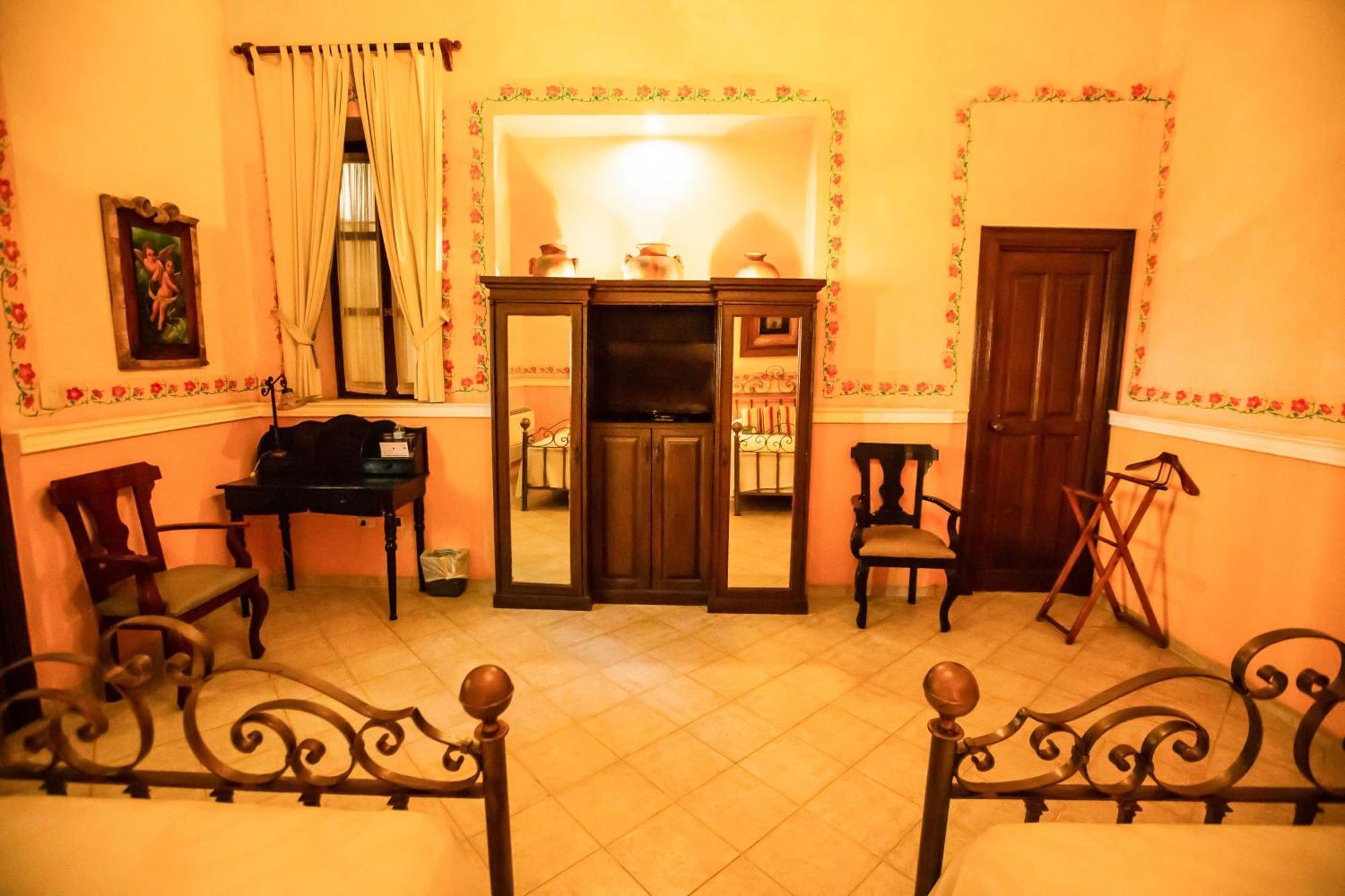 Hotel Boutique La Mision De Fray Diego (Adults Only) Mérida Dış mekan fotoğraf