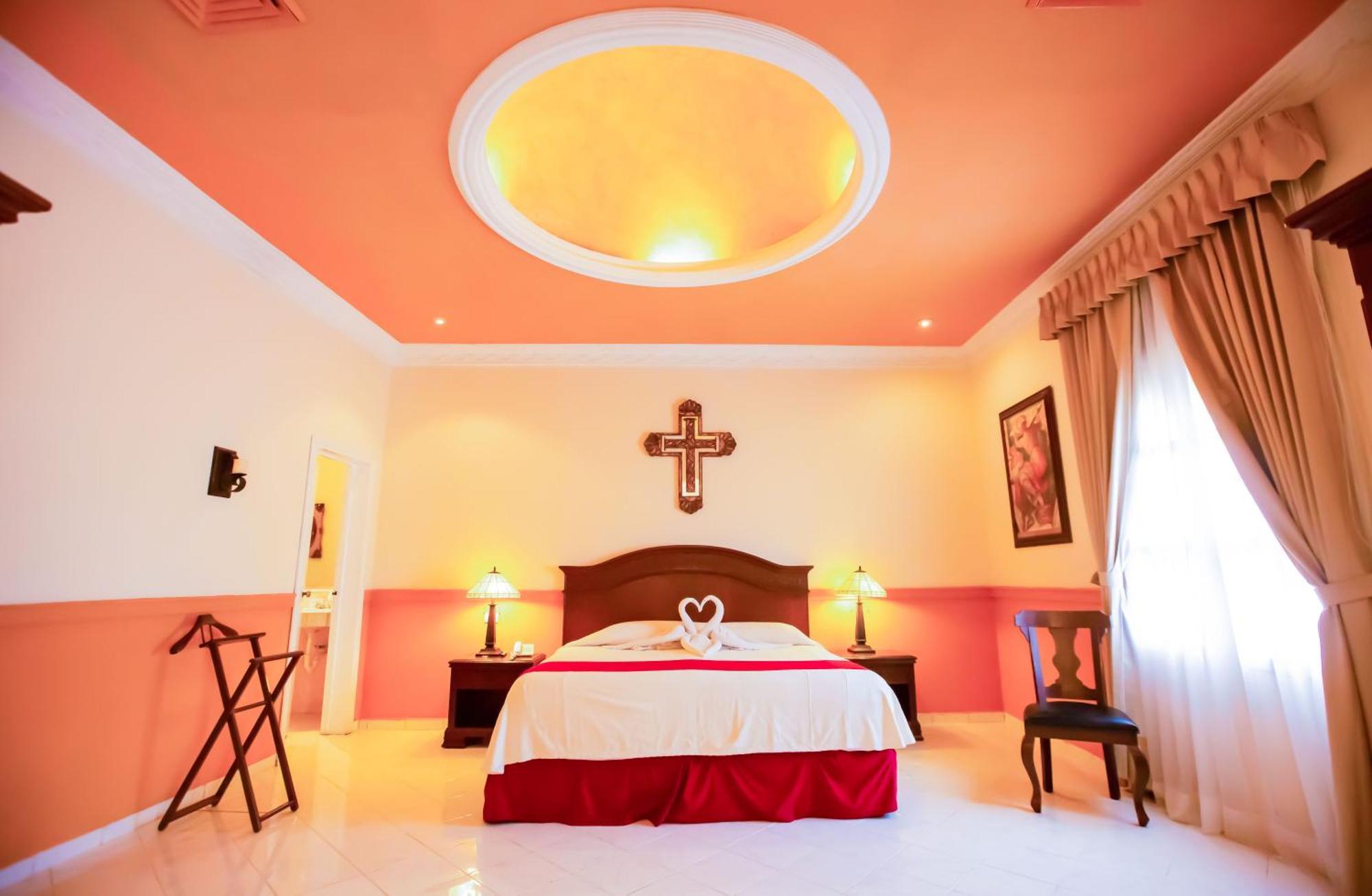 Hotel Boutique La Mision De Fray Diego (Adults Only) Mérida Dış mekan fotoğraf